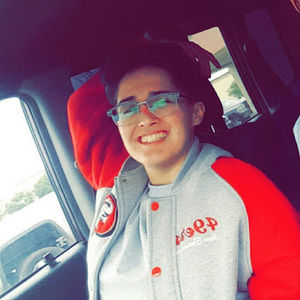 Meet your Posher, Ellena